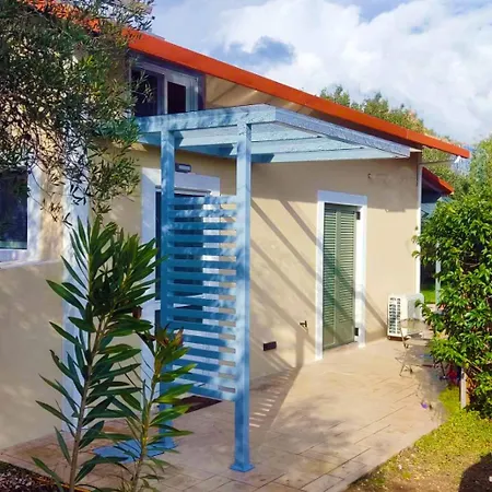 Artist's Loft Lägenhet Pesádha